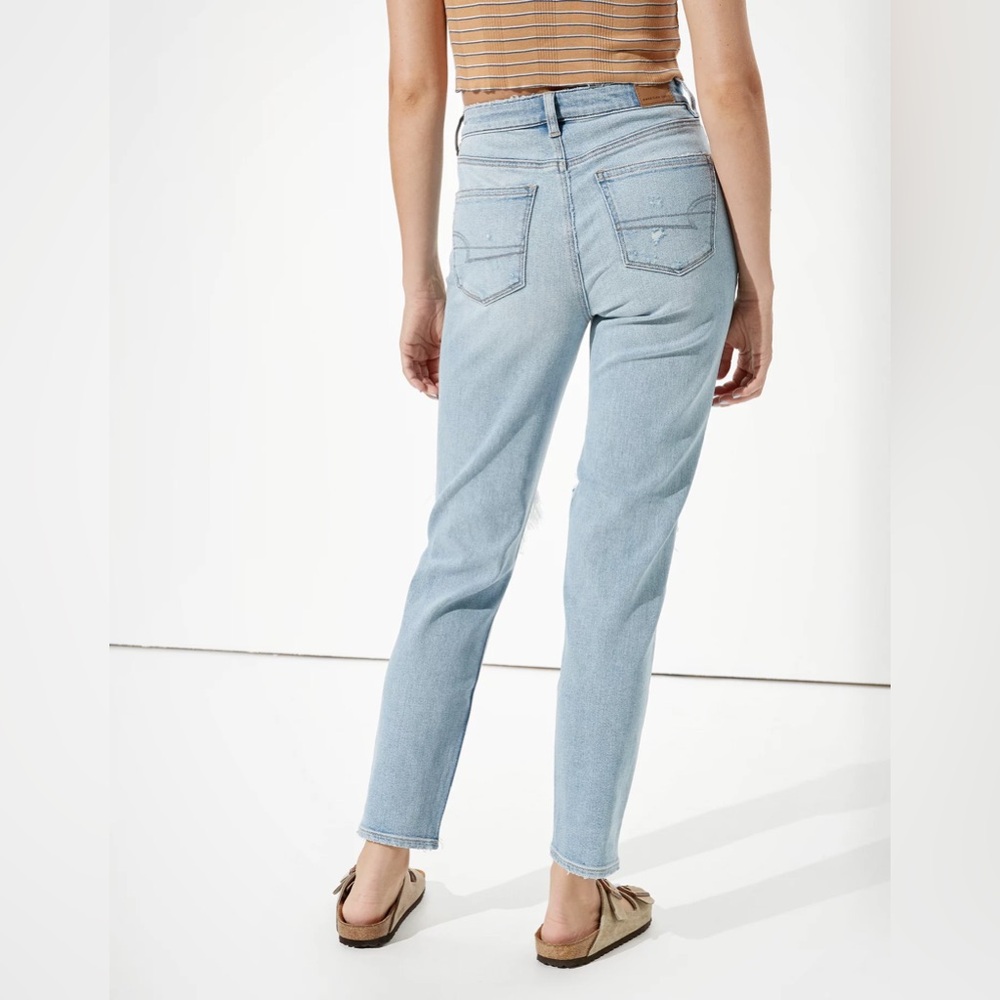 American Eagle Stretch Ripped High Rise Mom Jean in Emotional Blue Size 12 - Picture 2 of 14
